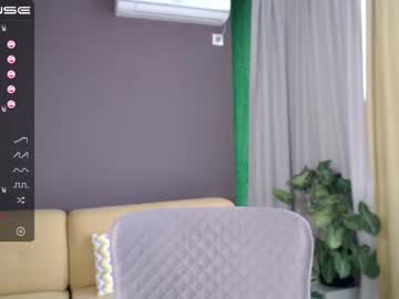 webcam girl small_blondee live cam image #2210381