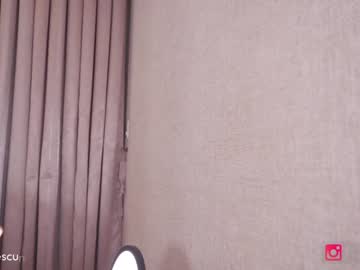 webcam girl _lasuescun live cam image #8439265