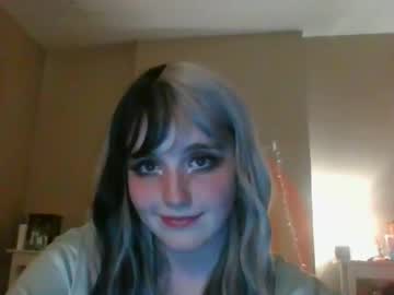 webcam girl lilmisspuppet live cam image #11780494