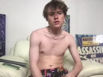 webcam man thereallifekendolll live cam image #5786682