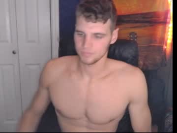 webcam man nhandgrenades live cam image #825621
