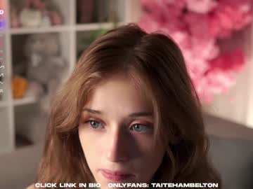 webcam girl taitehambelton live cam image #12984151