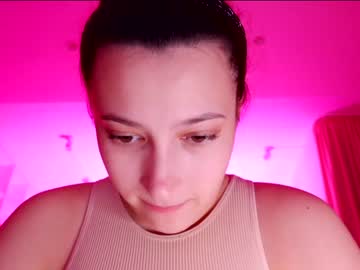 webcam girl aveksmr live cam image #7242706