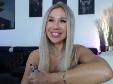 webcam girl marrylouanne live cam image #4246686