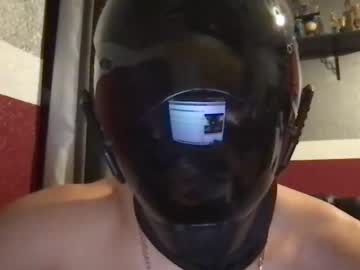 webcam man captainconner live cam image #6926435