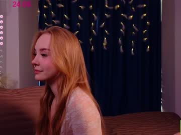 webcam girl lissa_meooow live cam image #9469838
