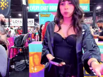 webcam girl violetttflowers live cam image #10871417