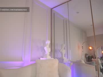 webcam girl mariannacruzz live cam image #7289144