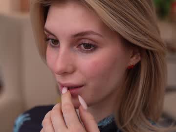 webcam girl refined_style live cam image #11613813
