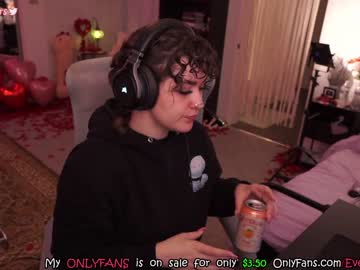 webcam girl evelynpiers live cam image #4999168