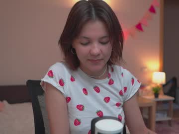webcam girl tiny_miracle live cam image #9605109