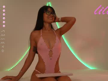 webcam girl _lillilly_ live cam image #9462346
