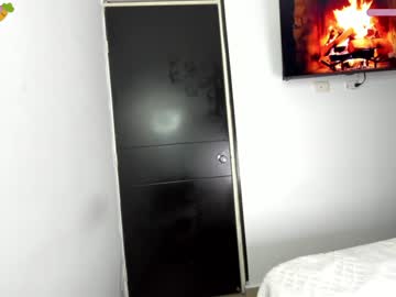 webcam tranny hot_lady777 live cam image #1930677