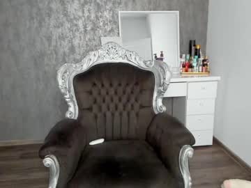 webcam girl moniqueeass live cam image #1627077
