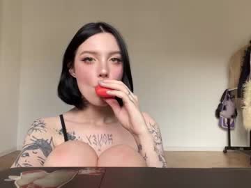 webcam tranny evelynforever live cam image #6051363