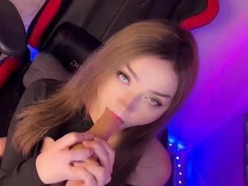 webcam girl go_little_rockstar live cam image #12366070