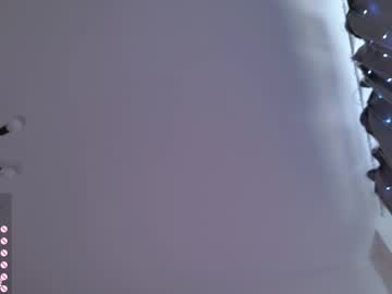 webcam girl b4by_lol1 live cam image #12198046