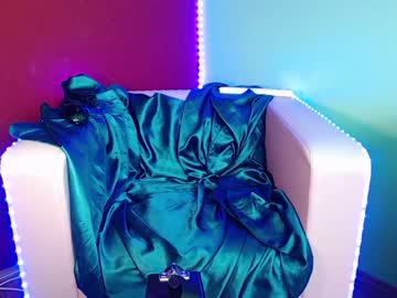 webcam girl selly_madelline live cam image #1536772