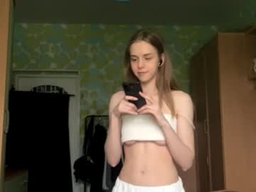 webcam girl quennacolbourne live cam image #12624677