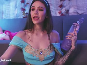 webcam girl gia_baker live cam image #540518