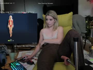 webcam girl kimilee22 live cam image #2815698