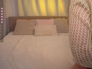webcam girl white_godness live cam image #9309496