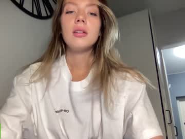 webcam girl angel_from_sky live cam image #8385184