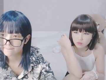 webcam girl little_yena live cam image #7355420