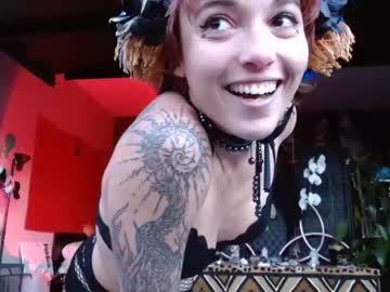 webcam girl pixiepixelized live cam image #1392115