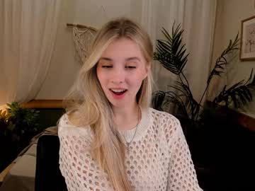 webcam girl milablush live cam image #7199610