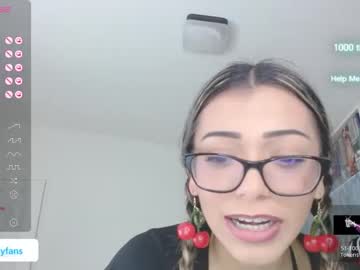 webcam couple gia05valentina live cam image #7845866