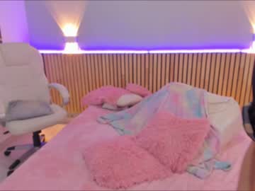 webcam girl little_effy18 live cam image #7181913
