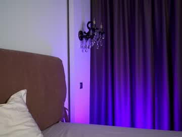 webcam girl gold_blond live cam image #7331279