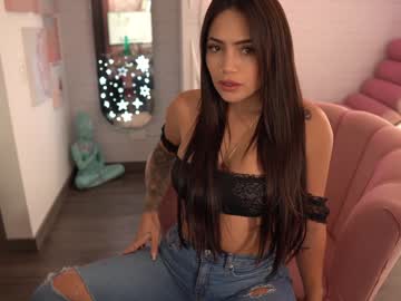 webcam girl ashlyeroberts1 live cam image #940156