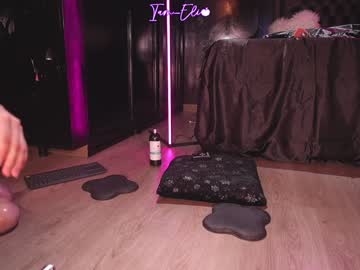 webcam girl iam_eli live cam image #11125813