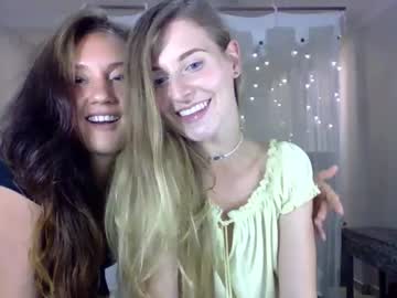webcam couple goddess_marylin live cam image #7915418
