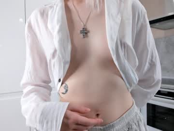 webcam girl lynetteesser live cam image #10022434