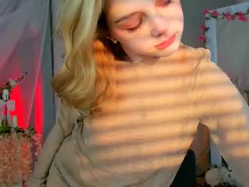 webcam girl little_anitta live cam image #11913990