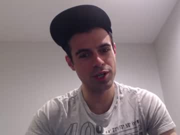 webcam man michmark23 live cam image #598083