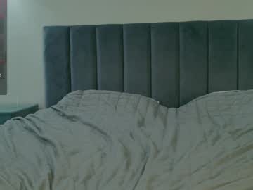 webcam girl land_of_sweets live cam image #12476995
