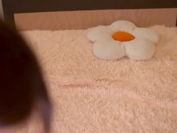 webcam girl tiny_miracle live cam image #11359964
