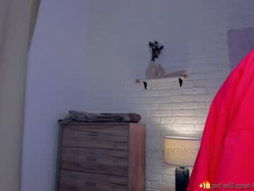 webcam girl riskyproject live cam image #7874382