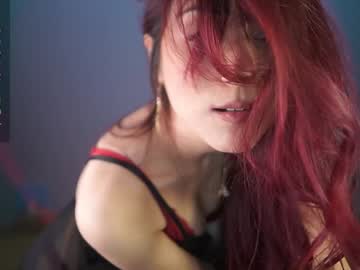 webcam girl greeny_mat live cam image #10661553