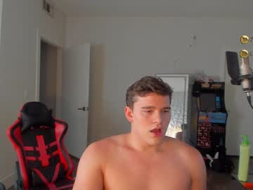 webcam man thejohnnystone live cam image #2398348