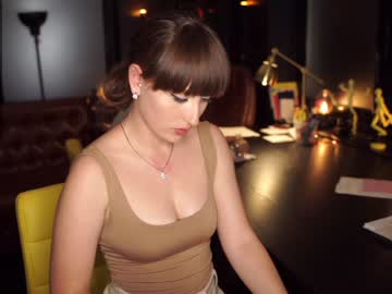 webcam girl xxx_downtown_xxx live cam image #72056