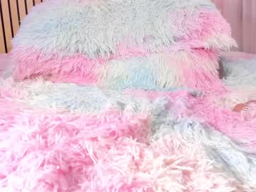 webcam girl little_effy18 live cam image #9041798