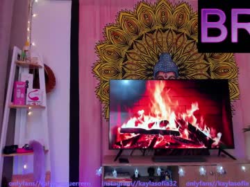 webcam girl calypso_and_ge1 live cam image #8485292