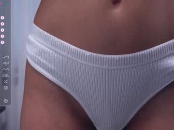 webcam girl synneeastes live cam image #9990081