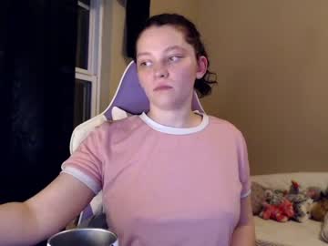 webcam girl rowanswolves live cam image #2494563