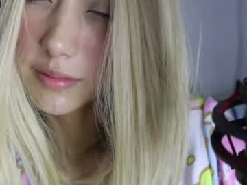 webcam girl wendy_daniela live cam image #7403192
